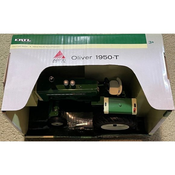 2010 New 1/16 Scale Die Cast Oliver 1950T Tractor AGCO Parts ERTL Diesel Misb! - Picture 3 of 6